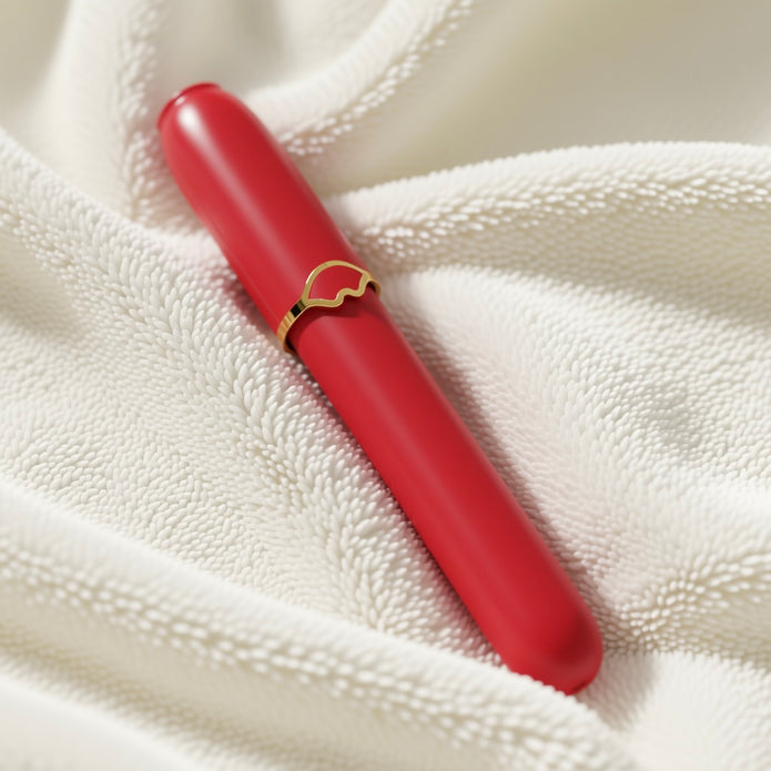 Dripdrip Discreet Portable Lipstick Clitoral Vibrator