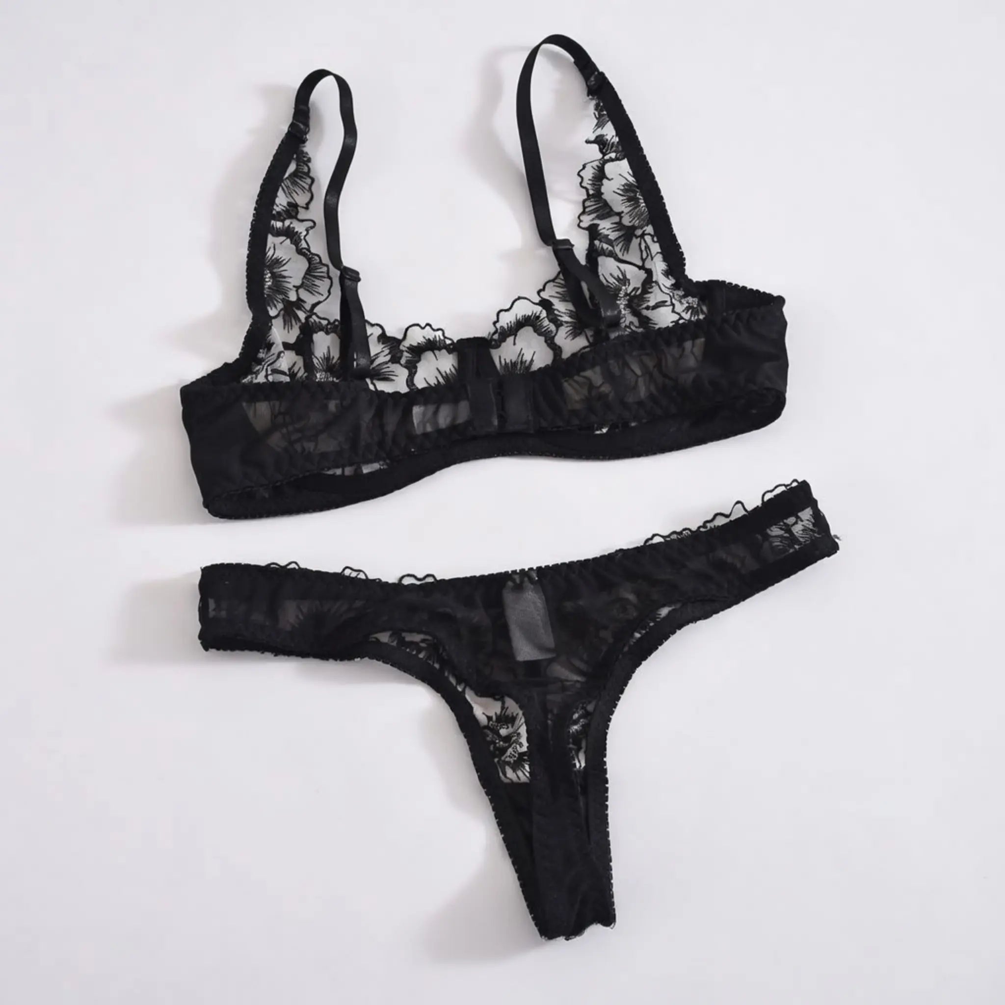 Dripdrip Precision Bloom: Sheer Mesh Placement Embroidery Patchwork Set dripdrip